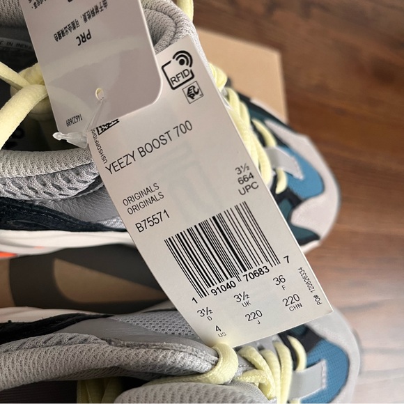 Adidas Yeezy Boost 700 sz 4 men 5 women new - Picture 6 of 10